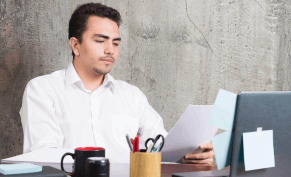 A customer using certified Legal translation services in Florida, ensuring accuracy for submission to courts and employers.